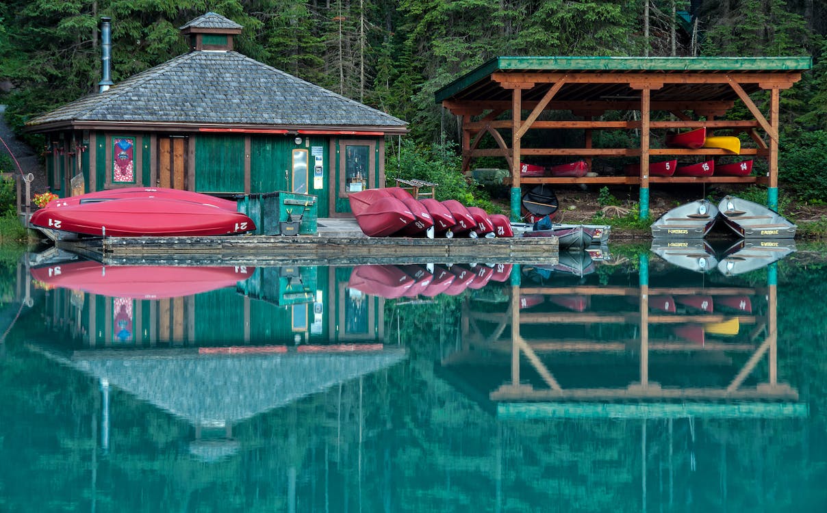 How To Create Memorable Stays At Your Short Term Rental With {THE AND} Card Games